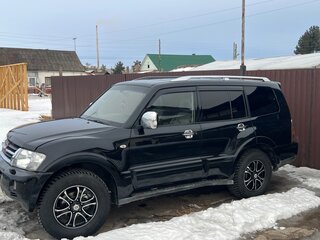 2005 Mitsubishi Pajero III Рестайлинг, чёрный, 1350000 рублей, вид 3