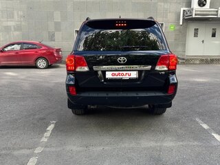 2013 Toyota Land Cruiser 200 Series Рестайлинг 1, чёрный, 3200000 рублей, вид 3