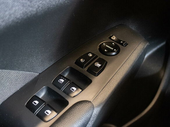 2019 Hyundai Solaris II, чёрный, 1099000 рублей - вид 12