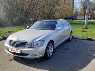 2008 Mercedes-Benz S-Класс 550 Long V (W221), серебристый, 1390000 рублей, вид 1