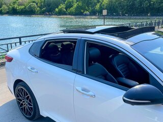 2018 Kia Optima IV Рестайлинг, белый, 1700000 рублей, вид 5