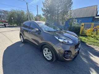 2017 Kia Sportage IV, коричневый, 1700000 рублей, вид 3