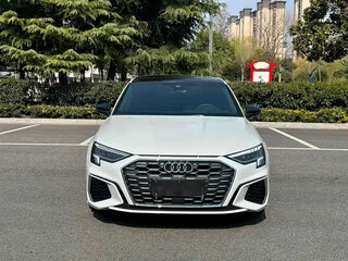 2023 Audi A3 Sportback 35 TFSI IV (8Y), белый, 2035000 рублей, вид 2