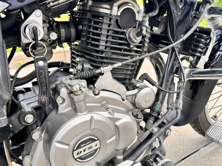 2017 Bajaj Avenger, чёрный, 180000 рублей, вид 5