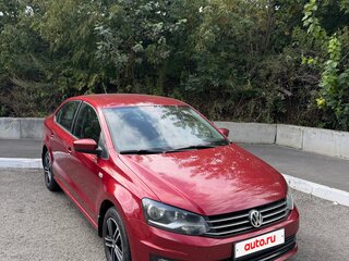 2015 Volkswagen Polo V Рестайлинг, красный, 1000050 рублей, вид 3