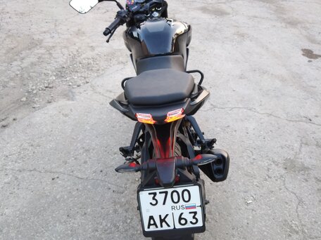 2023 Bajaj Pulsar N250, чёрный, 280000 рублей, вид 5