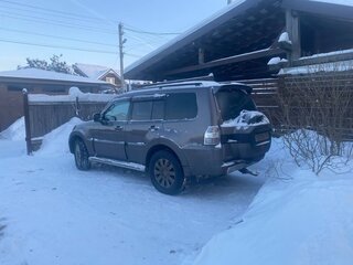 2015 Mitsubishi Pajero IV Рестайлинг 2, коричневый, 2200000 рублей, вид 2