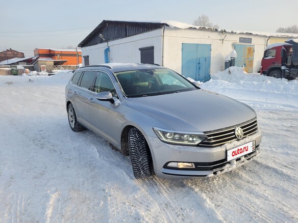 2017 Volkswagen Passat DSG7 B8, серый, 1550000 рублей - вид 3