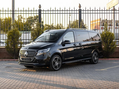 2026 Mercedes-Benz V-Класс Long 300 d длинный III (W447) Рестайлинг 2, чёрный, 10930000 рублей, вид 1