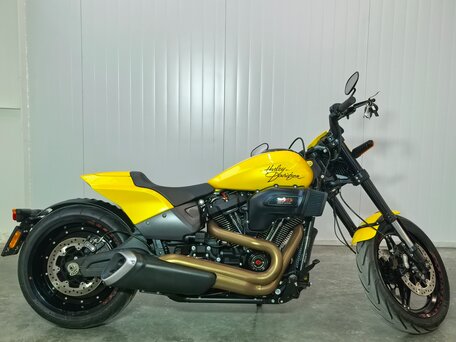 2018 Harley-Davidson FXDR 114, жёлтый, 1639000 рублей, вид 4