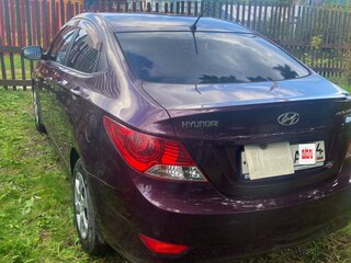 2013 Hyundai Solaris I, фиолетовый, 740000 рублей, вид 3