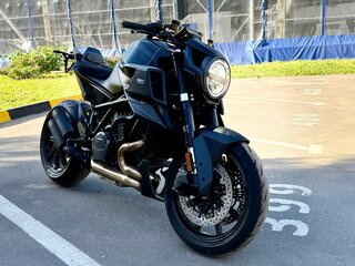 2023 KTM 1290 Super Duke R, серый, 2990000 рублей, вид 3