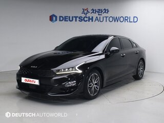 2023 Kia K5 III, чёрный, 2098000 рублей, вид 1