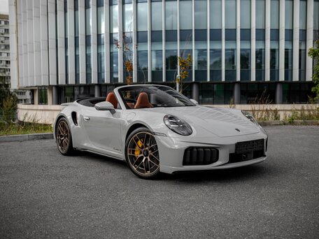 2026 Porsche 911 Turbo S VIII (992) Рестайлинг, серый, 40000000 рублей, вид 1