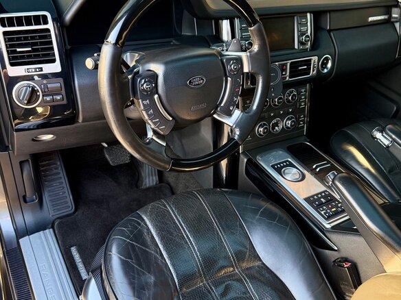 2010 Land Rover Range Rover III Рестайлинг 2, серый, 1800000 рублей - вид 6