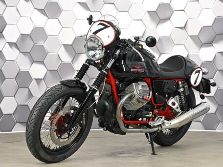2012 Moto Guzzi V 7, чёрный, 469000 рублей, вид 2