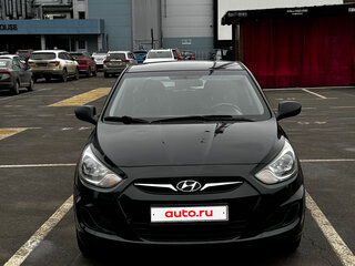 2013 Hyundai Solaris I, чёрный, 710000 рублей, вид 2