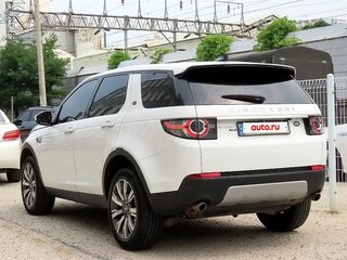 2017 Land Rover Discovery Sport I, белый, 1850000 рублей, вид 4
