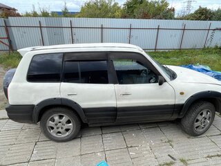1995 Toyota RAV4 I (XA10), серебристый, 250000 рублей, вид 2
