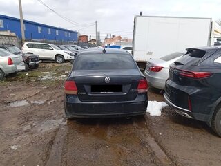 2013 Volkswagen Polo V, чёрный, 452000 рублей, вид 3