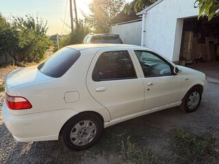 2011 Fiat Albea I Рестайлинг, белый, 250000 рублей, вид 3