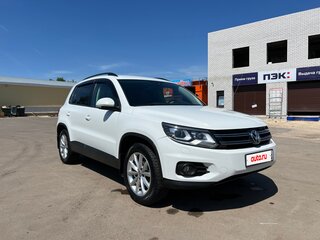 2016 Volkswagen Tiguan I Рестайлинг, белый, 1670000 рублей, вид 3