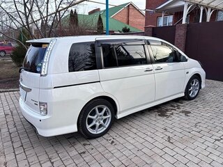 2014 Toyota ISis I Рестайлинг, белый, 1120000 рублей, вид 1
