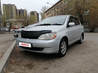 2002 Toyota Platz, серебристый, 270000 рублей, вид 1