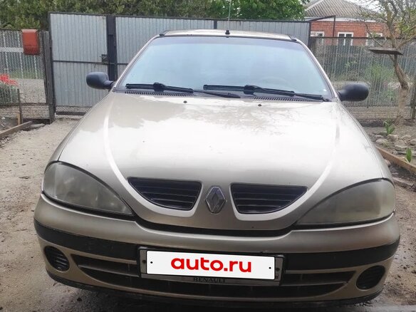 2000 Renault Megane I Рестайлинг, бежевый, 230000 рублей - вид 1