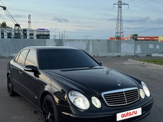 2002 Mercedes-Benz E-Класс 320 III (W211, S211), чёрный, 850000 рублей, вид 2
