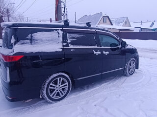 2010 Nissan Elgrand III (E52), чёрный, 1790000 рублей, вид 4