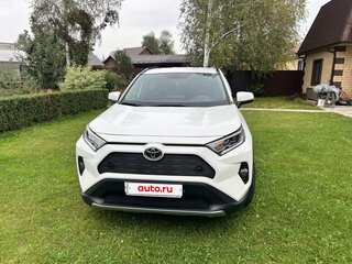 2022 Toyota RAV4 V (XA50), белый, 3200000 рублей, вид 2