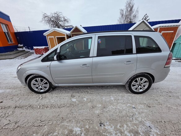 2007 Opel Zafira B, серый, 420000 рублей - вид 1