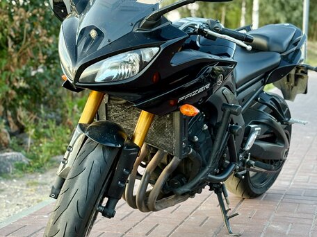 2010 Yamaha FZ8, чёрный, 499000 рублей, вид 4