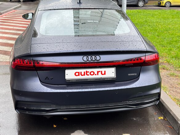 2025 Audi A7 45 TFSI II (4K), синий, 8600000 рублей - вид 1
