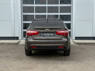 2014 Kia Rio 6-speed III, коричневый, 723000 рублей, вид 4