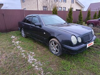 1998 Mercedes-Benz E-Класс 200 II (W210, S210), синий, 340000 рублей, вид 1