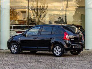 2013 Renault Sandero I, чёрный, 495000 рублей, вид 4