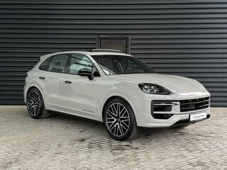2025 Porsche Cayenne III Рестайлинг, серый, 20500000 рублей, вид 3