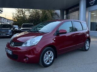 2013 Nissan Note I Рестайлинг, красный, 790000 рублей, вид 3