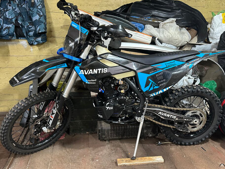 2023 Avantis Enduro 300 Pro/Carb, синий, 290000 рублей, вид 2