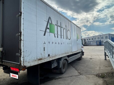 2001 Mercedes-Benz Atego, белый, 1550000 рублей, вид 4