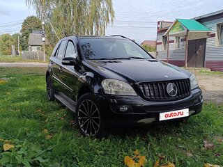 2008 Mercedes-Benz M-Класс 320 II (W164), чёрный, 1450000 рублей, вид 2