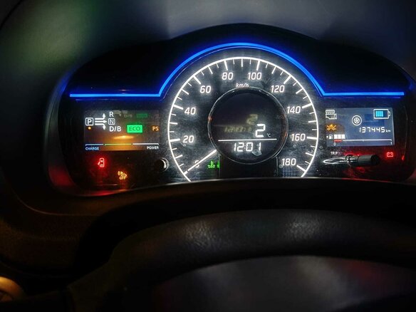 2017 Nissan Note e-Power II Рестайлинг, белый, 820000 рублей - вид 4