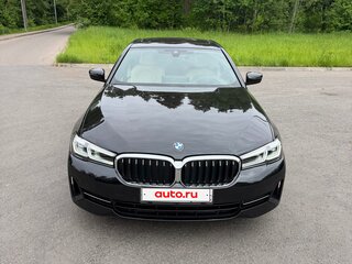 2023 BMW 5 серии 530i xDrive VII (G30/G31/G38) Рестайлинг, чёрный, 6000000 рублей, вид 4