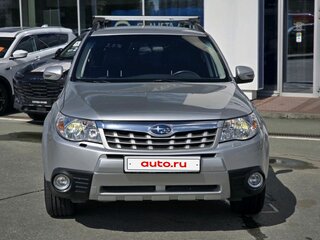 2011 Subaru Forester III Рестайлинг, серебристый, 1070000 рублей, вид 2