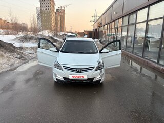 2016 Hyundai Solaris I Рестайлинг, белый, 650000 рублей, вид 2