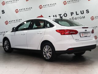 2018 Ford Focus III Рестайлинг, белый, 1099000 рублей, вид 2