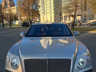 2016 Bentley Bentayga I, серебристый, 9990000 рублей, вид 1