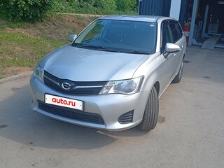 2015 Toyota Corolla Fielder XI (E160, E170, E180), серебристый, 990000 рублей, вид 1
